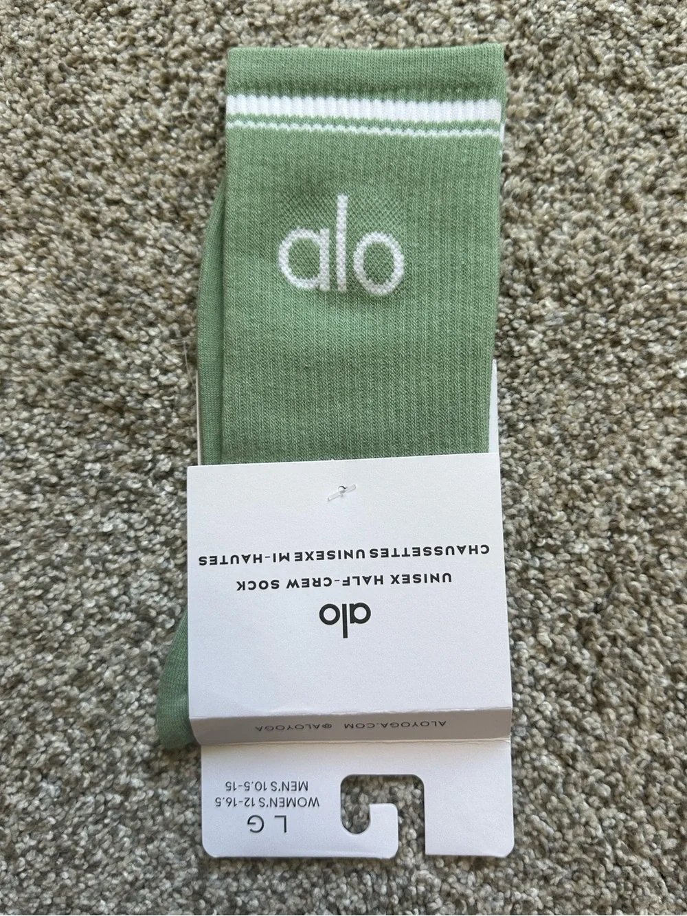 ALO Yoga Crew Athletic Socks in limited edition Clover Green with White Stripe